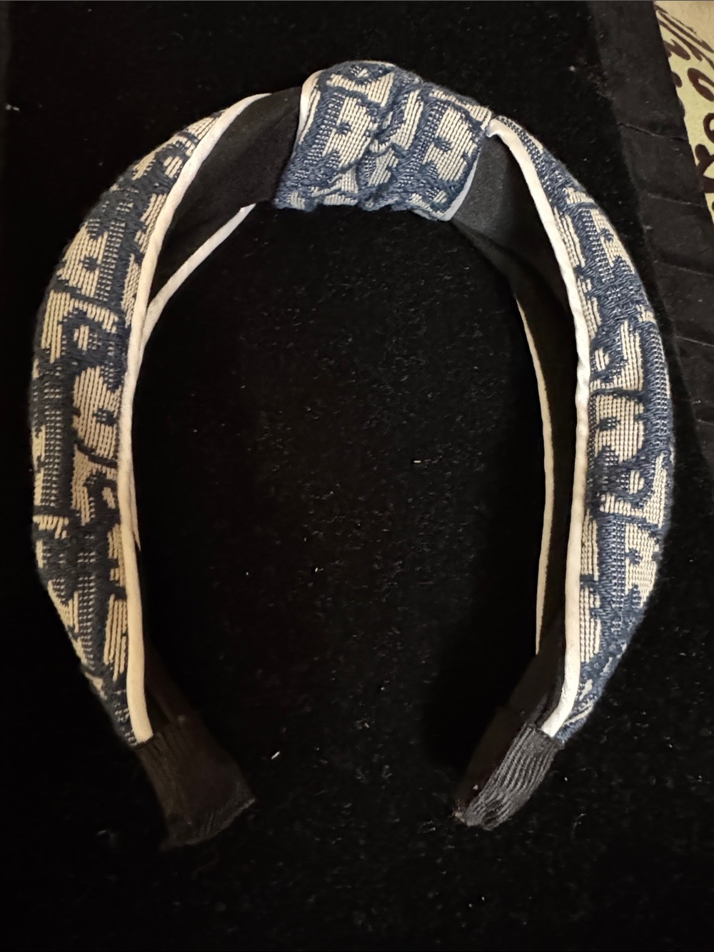 Dior Elegant Blue and White Headband - Picture 3 of 7